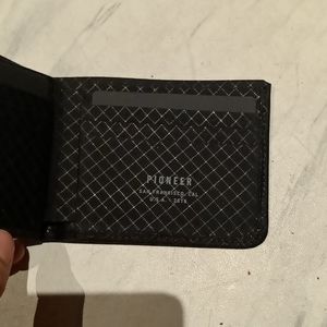 Pioneer Division Billfold